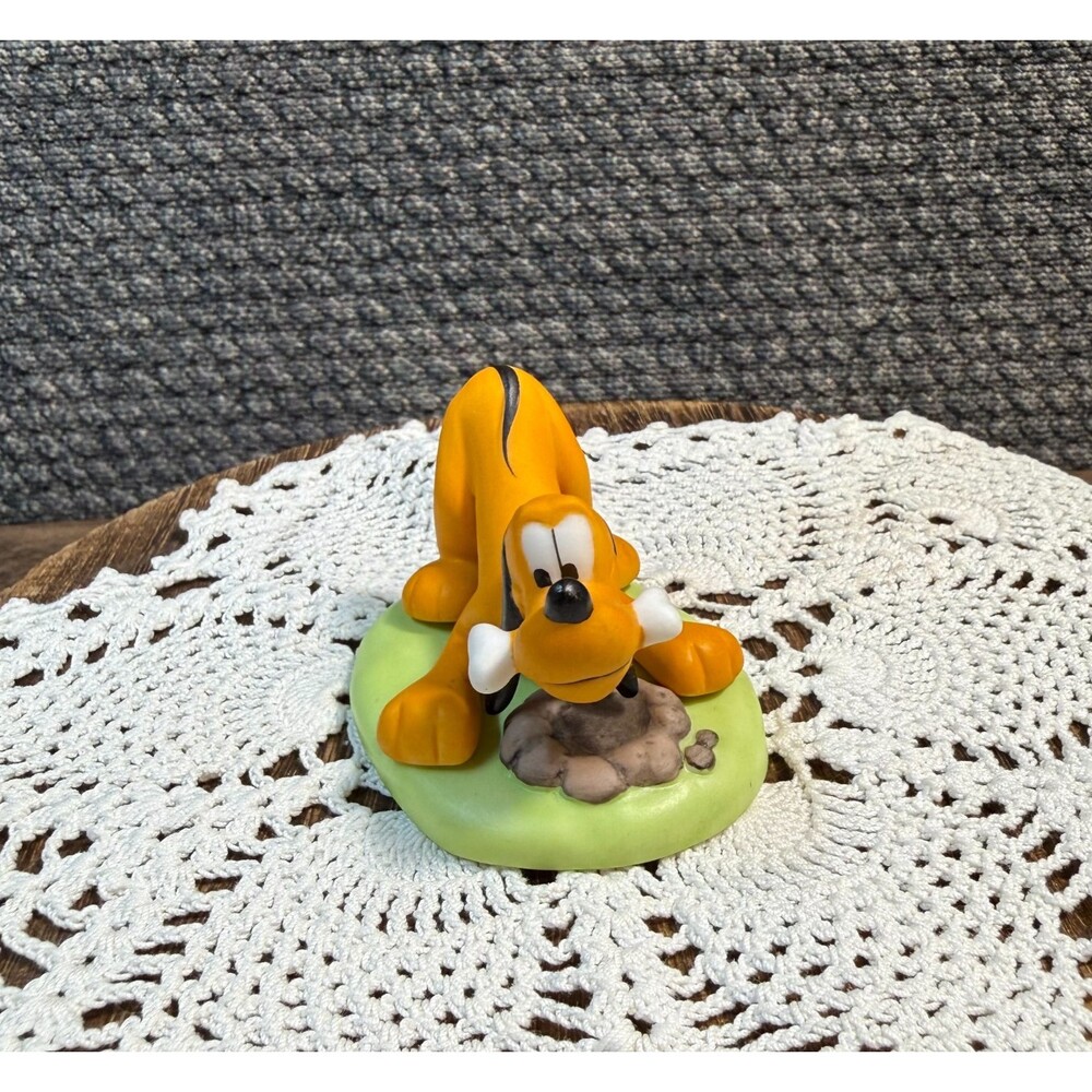 Disney Grolier Pluto Porcelain Ceramic Figurine 2"
